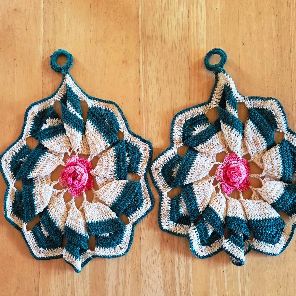 2 Ea. Green & Beige Handmade Crocheted Pot Holders (278)